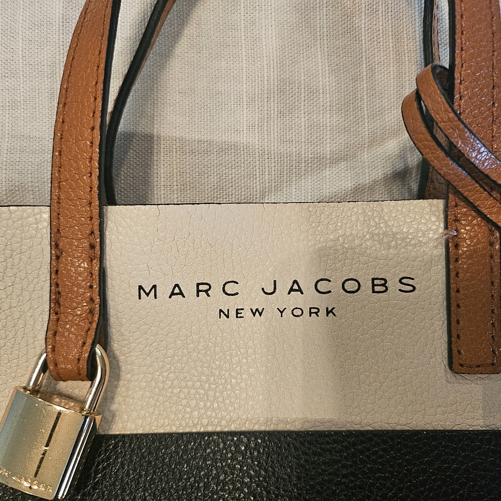 Marc Jacobs Black and Tan Satchel - Picture 8 of 13
